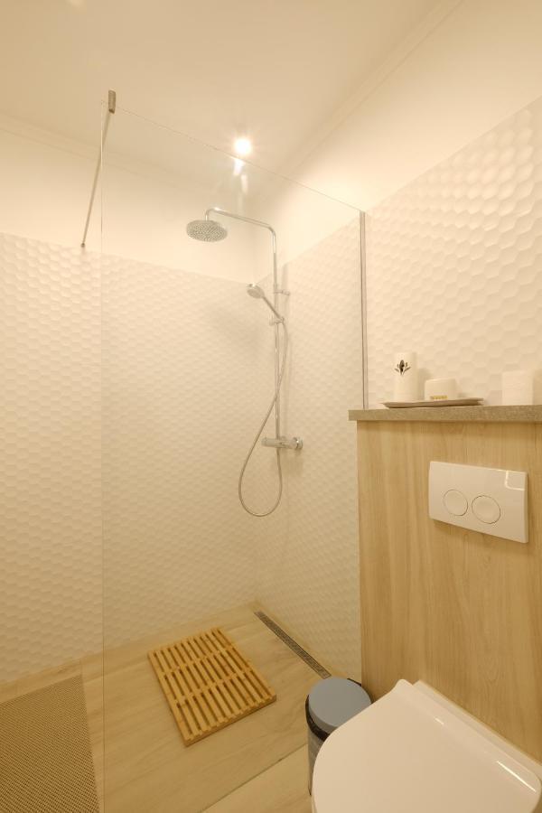 Urbanna Premium - Private Parking Included Apartment Arad Exterior photo