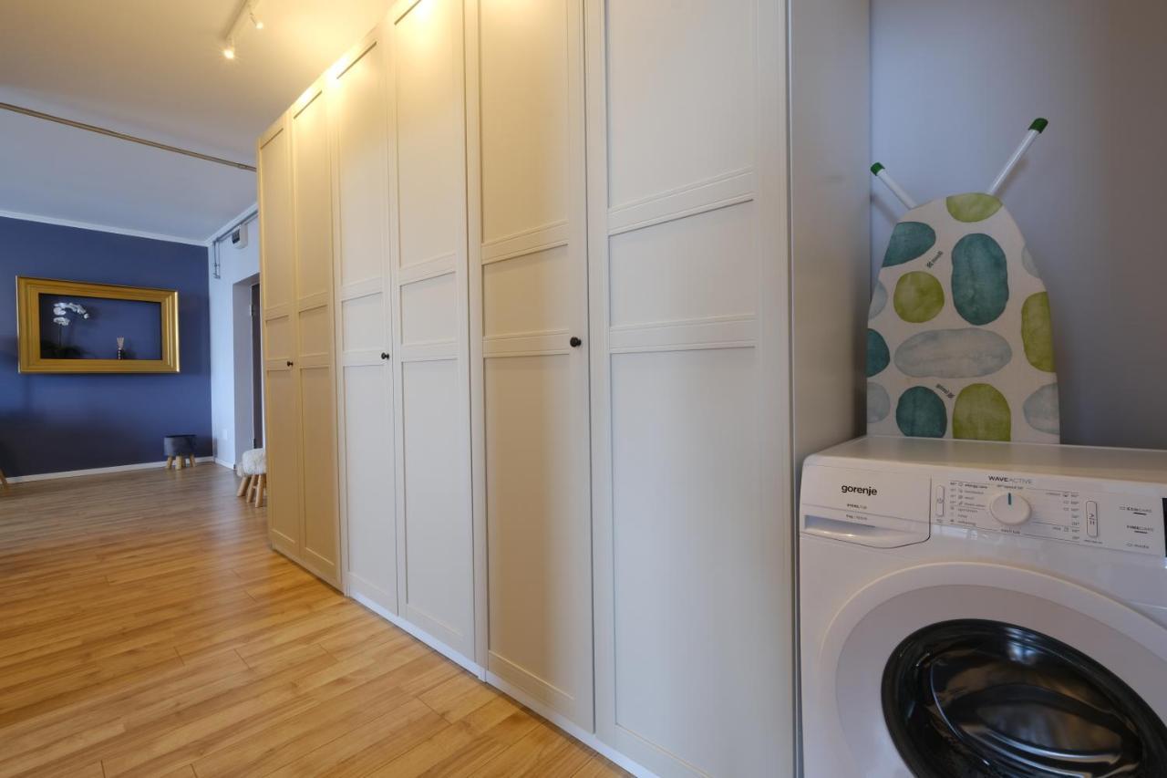 Urbanna Premium - Private Parking Included Apartment Arad Exterior photo